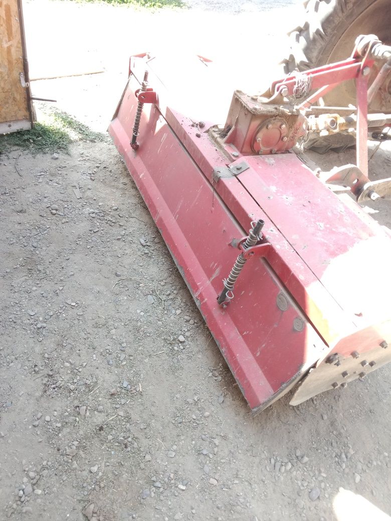 Продам почвенную фрезу на запчасти