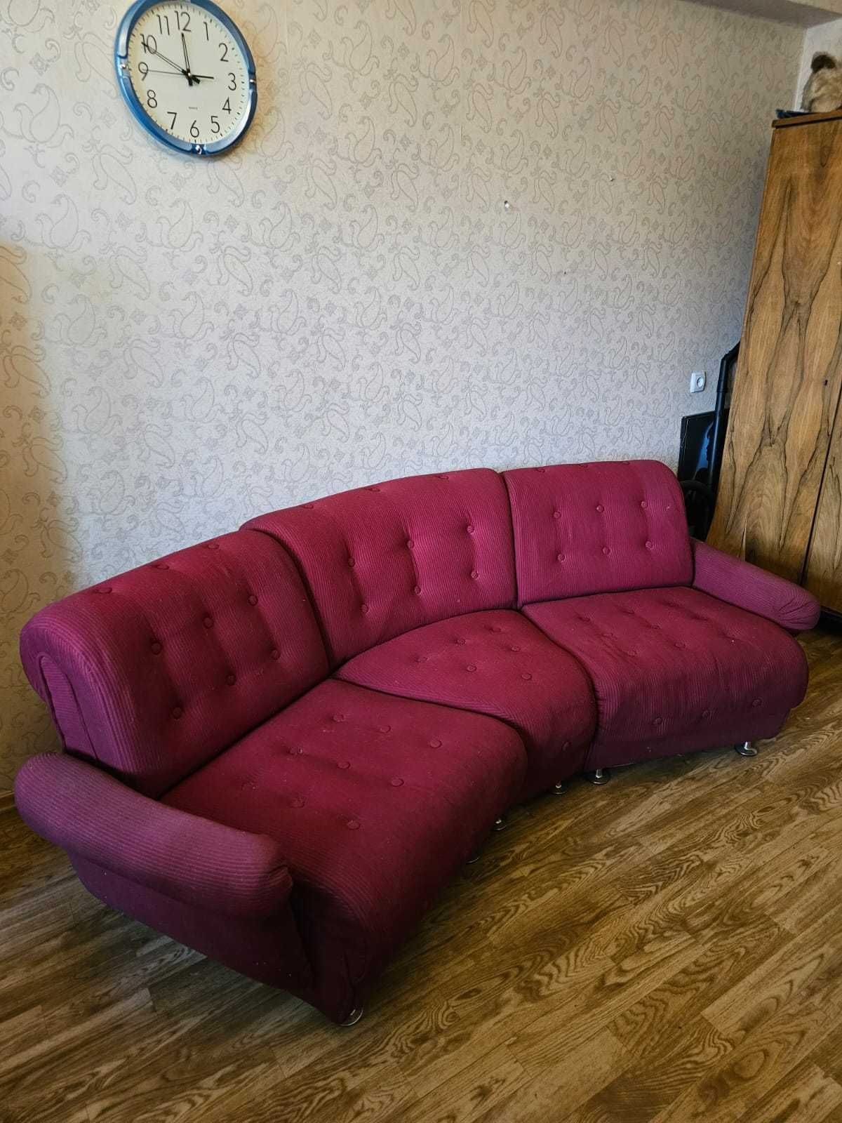 Диван составной из трех секций