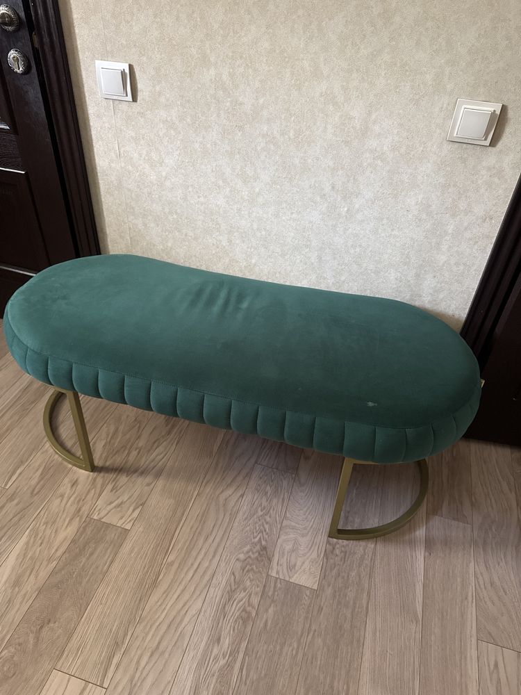 Продам банкетку в прихожую