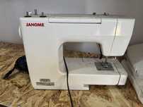 Продам швейную машинку Janome 1547. В идеальном состоянии.