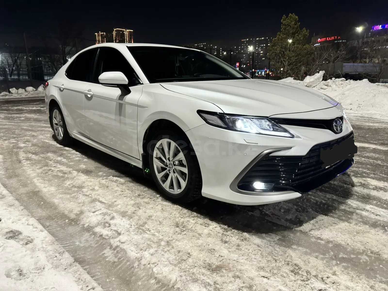 Аренда Тойота камри 75 с водителем (Camry)