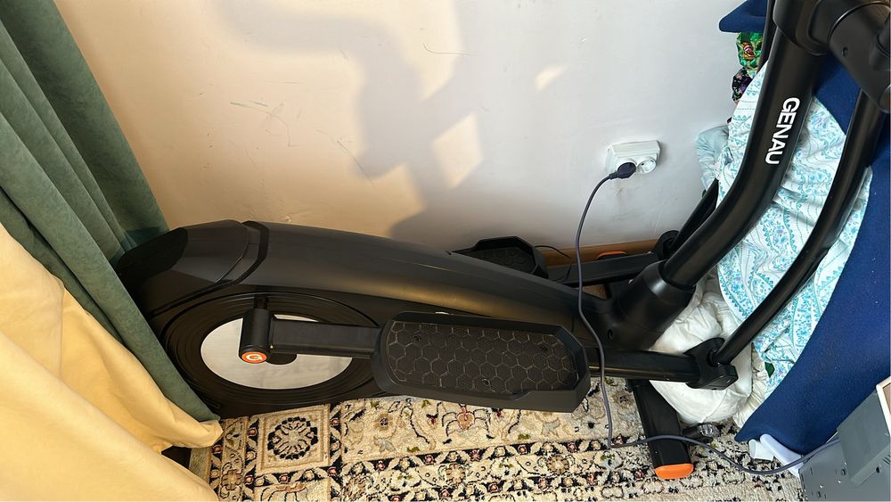 Эллиптический тренажер Genau Crosstrainer Deluxe V3
