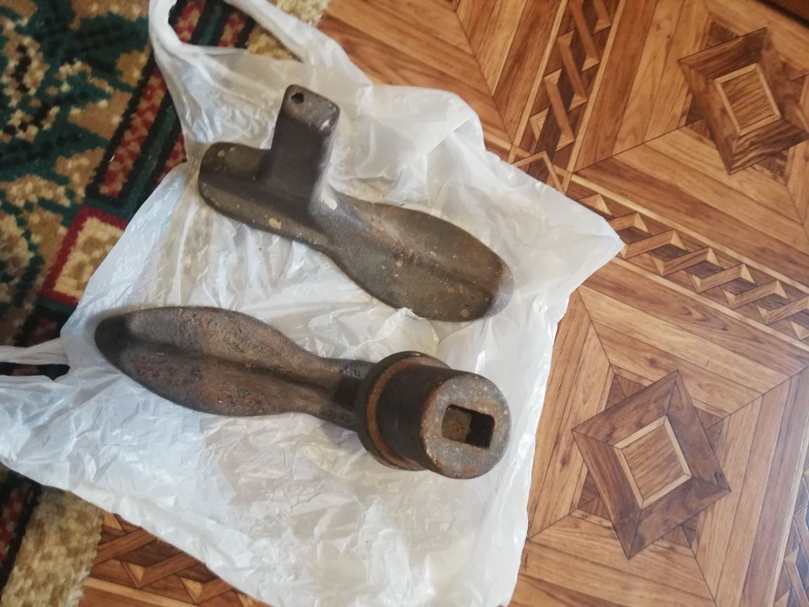 Продам лапы сапожные