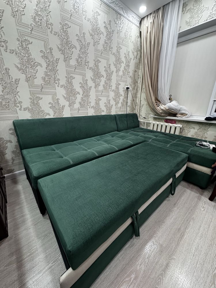 Диван раскладной  с креслом.