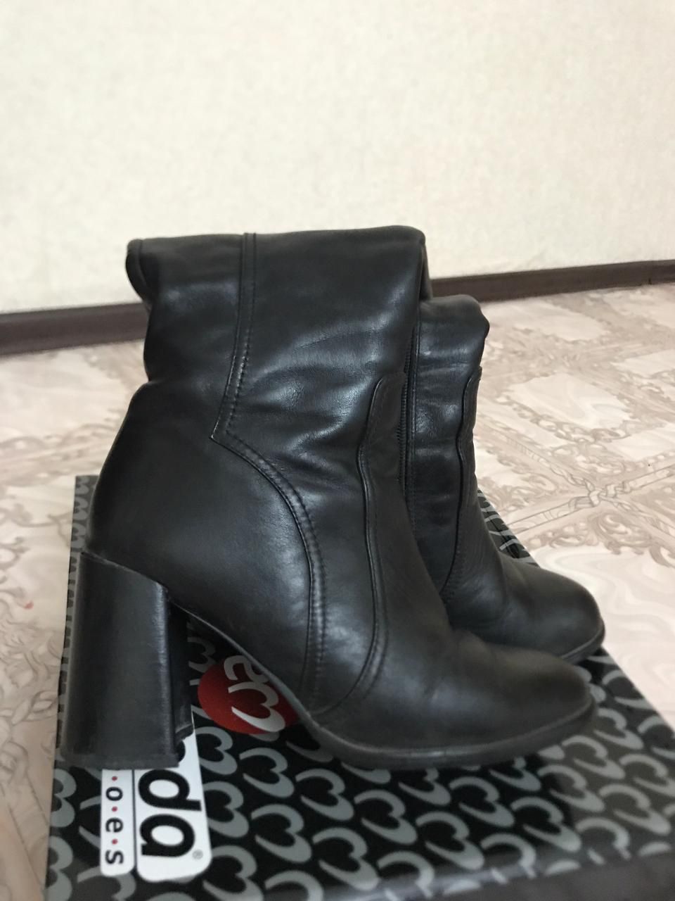 Қысқы етік. Натуральная кожа, натуральный мех.