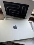 MacBook Pro M3 8/512gb