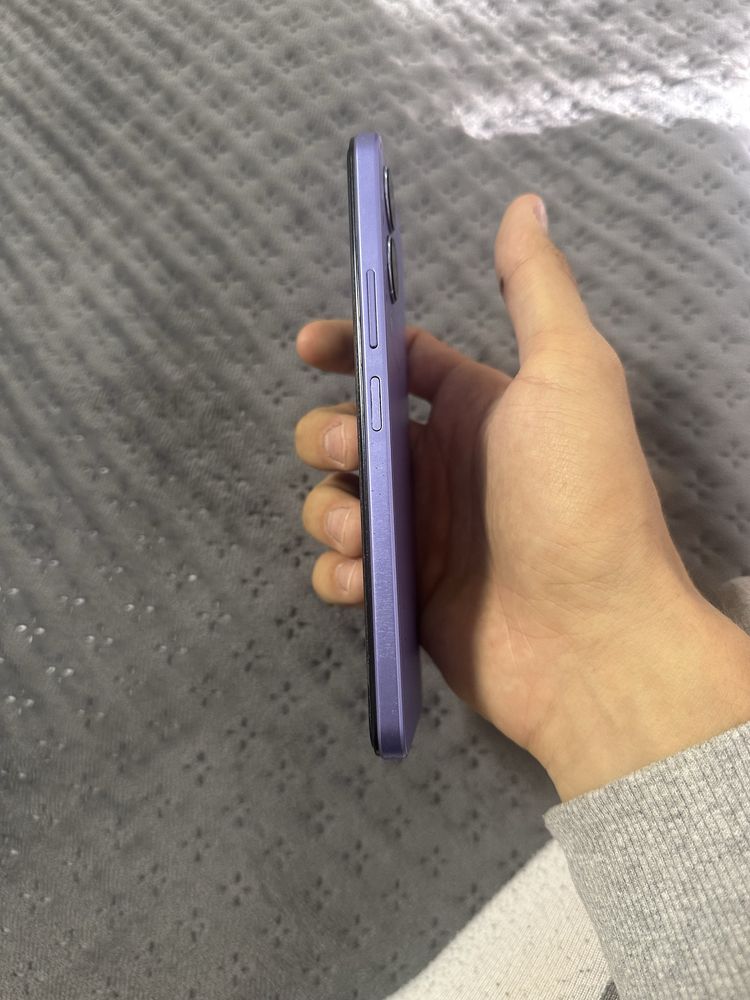 Продам Vivo 17s в отличном состоянии