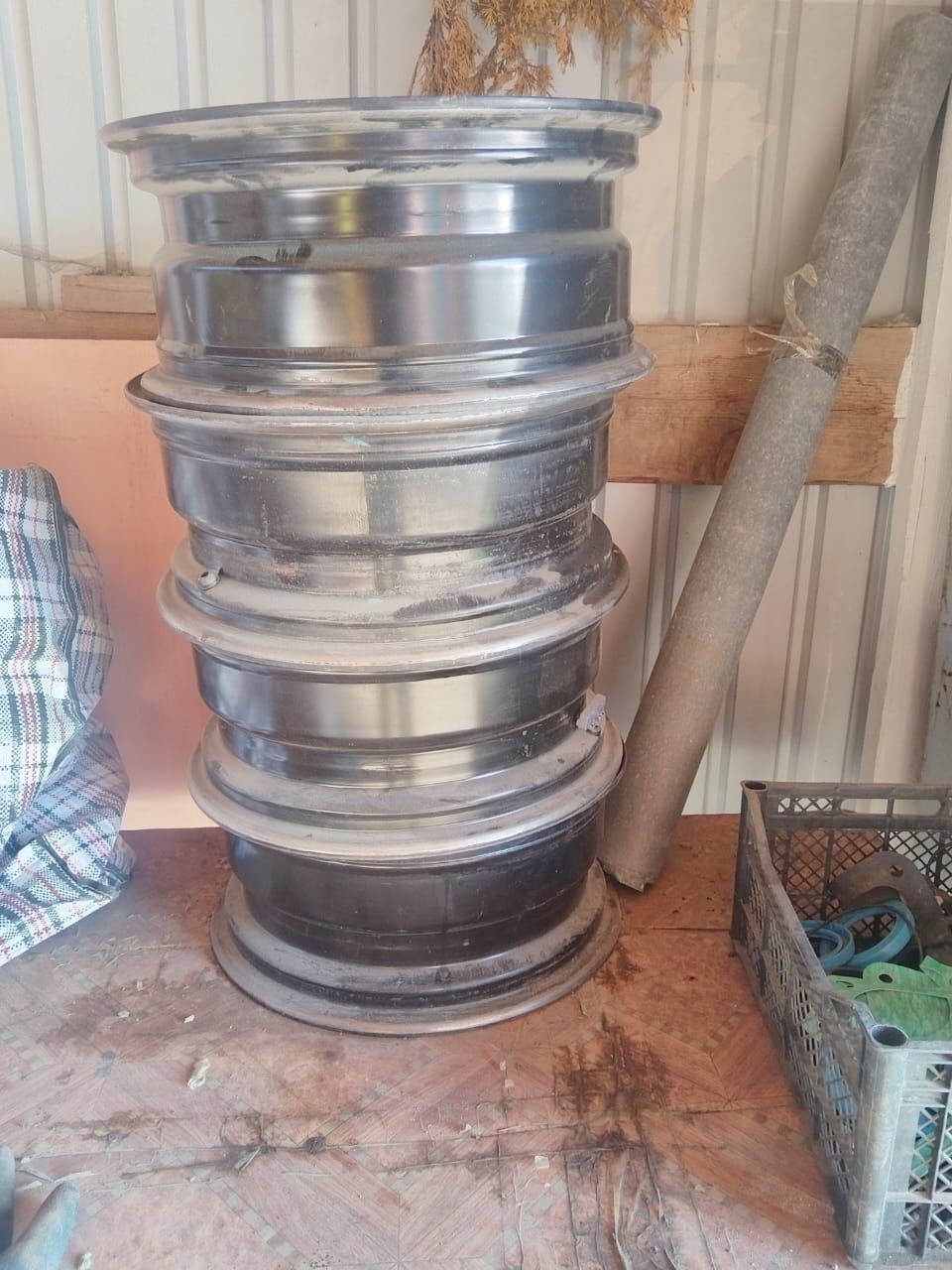 продам диски с колпаком