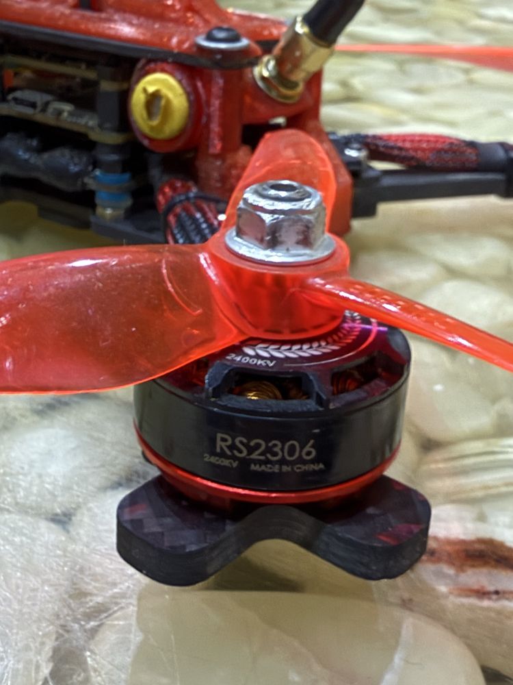 Продам гоночный fpv дрон 5’’.