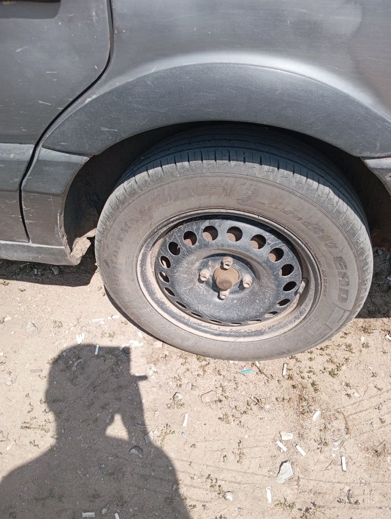Продаю Фольксваген Пассат B3 1989г.в