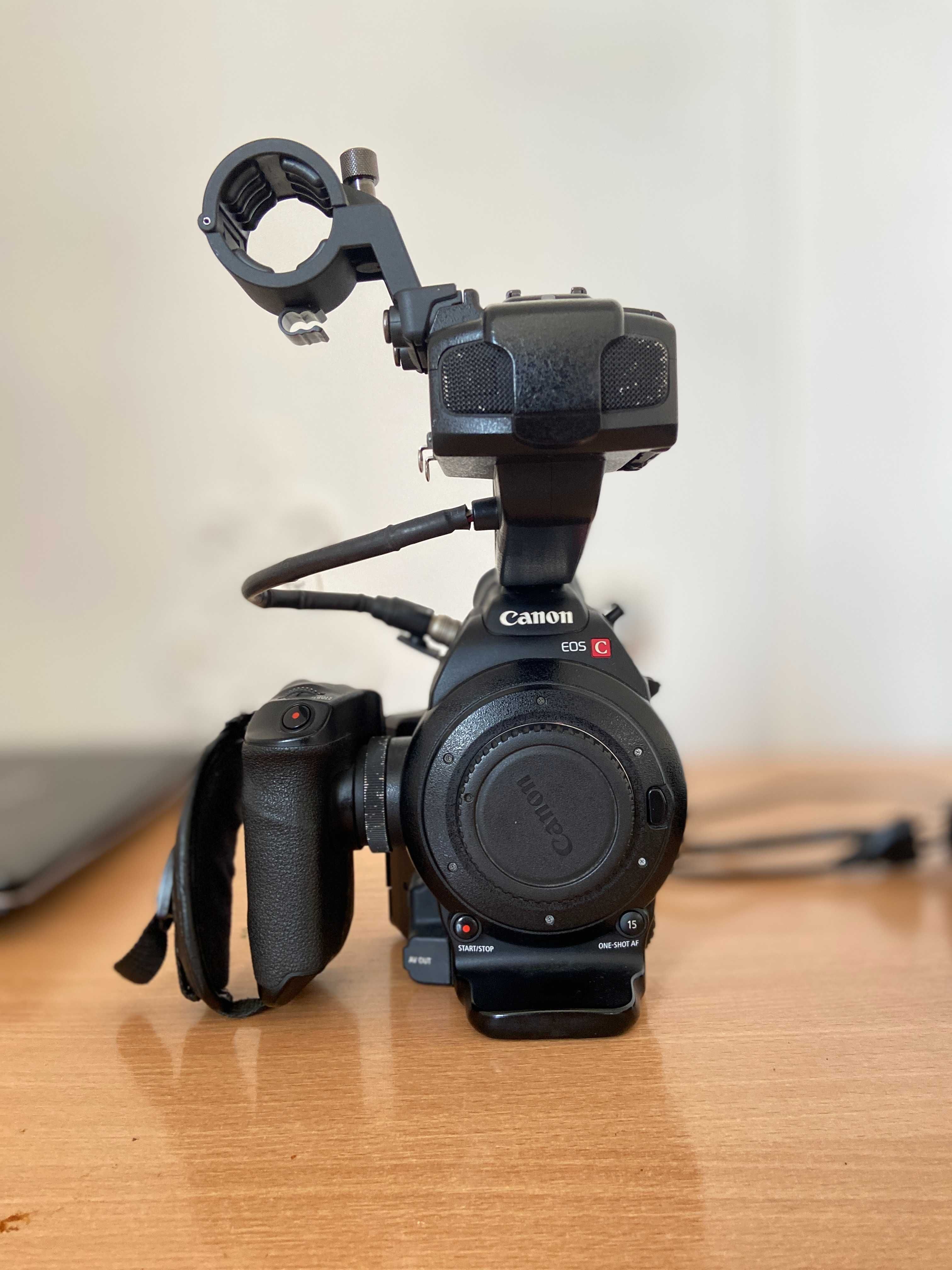 продам Canon c 100