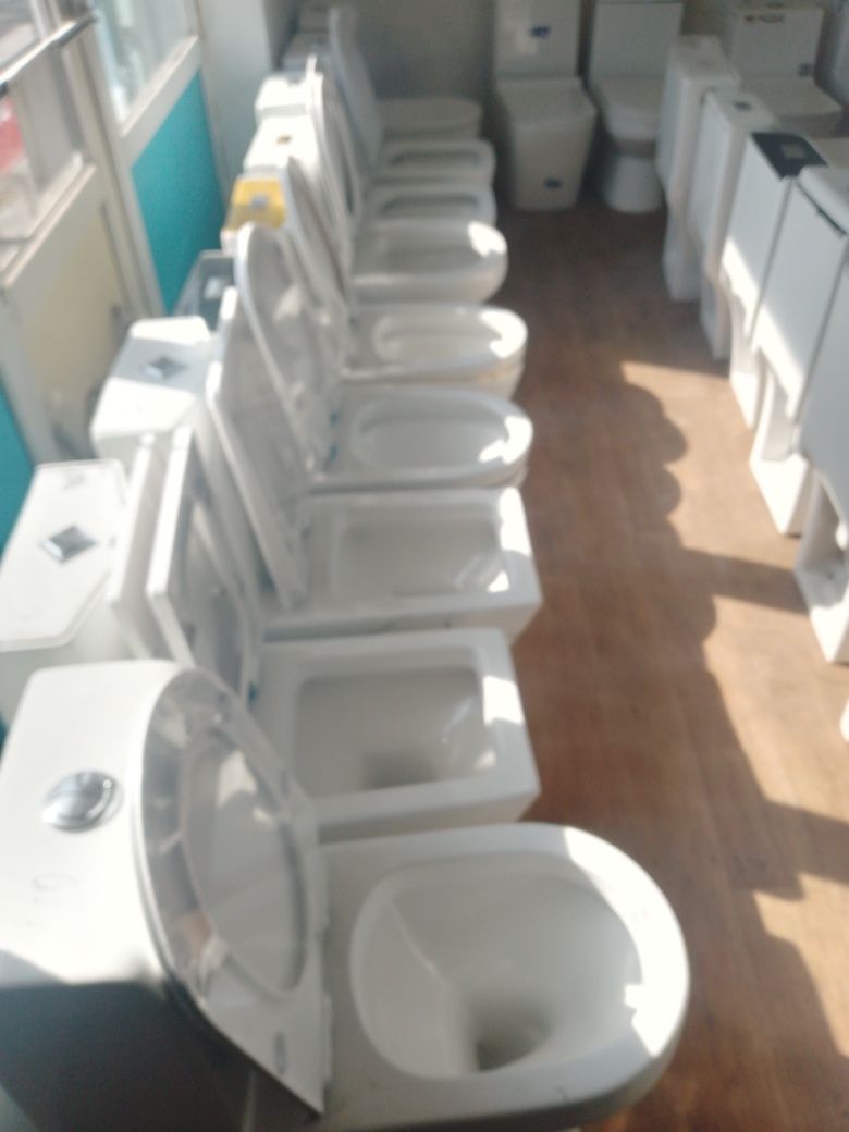 Улица Азаттык дом51  Продам НОВЫЕ   унитазы  монолитные литые
