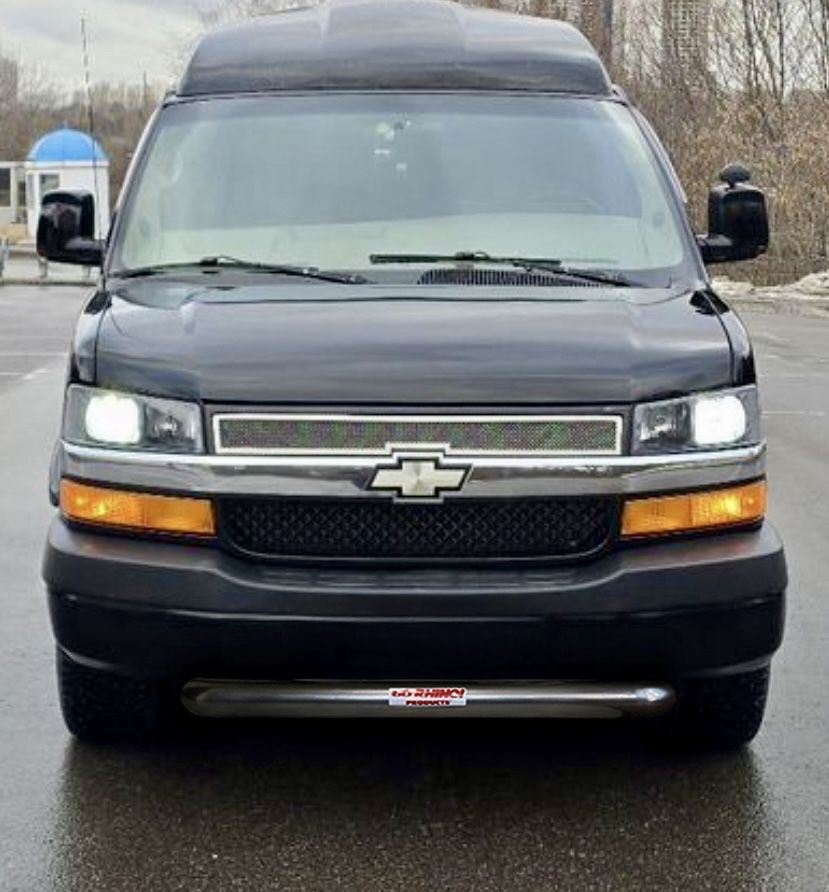 Защита бампера на Hummer H3 Chevrolet express gmc savanna
