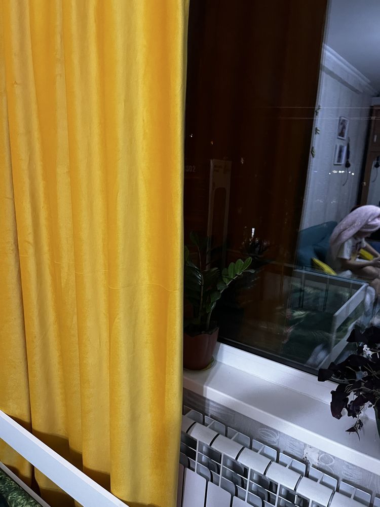 Продам штор в отличном состояний