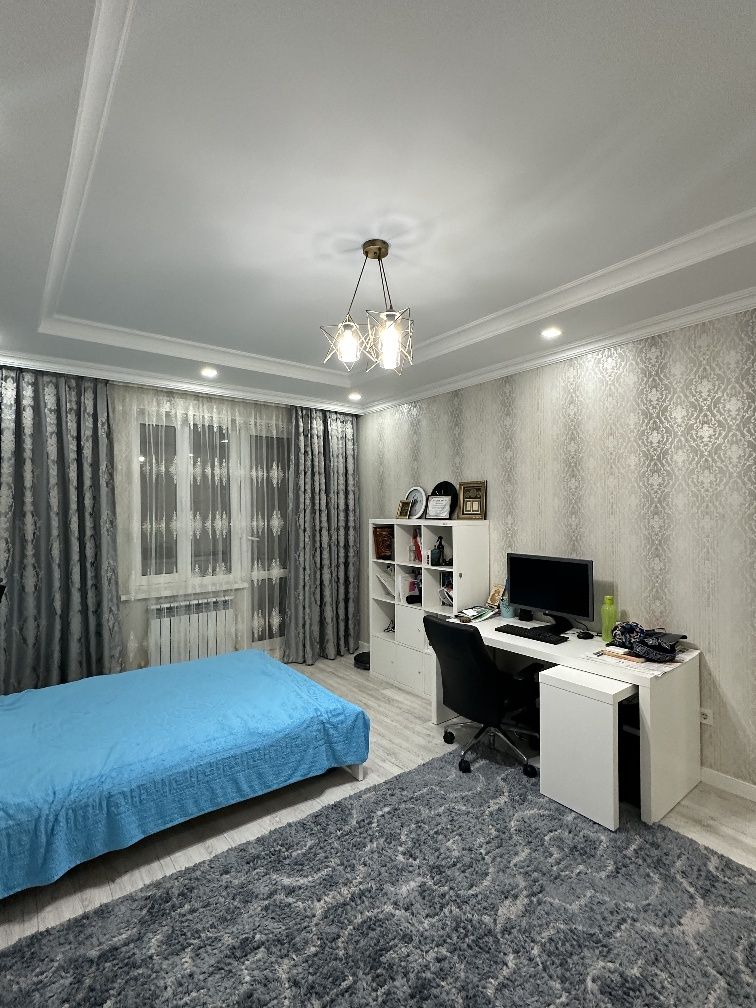 4-комнатная квартира · 126.5 м² · 2/8 этаж, Валиханова, ЖК Томирис