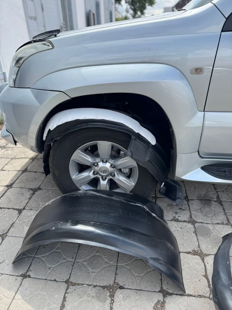 Линзы противотуманки птф в бампер Тойота fortuner