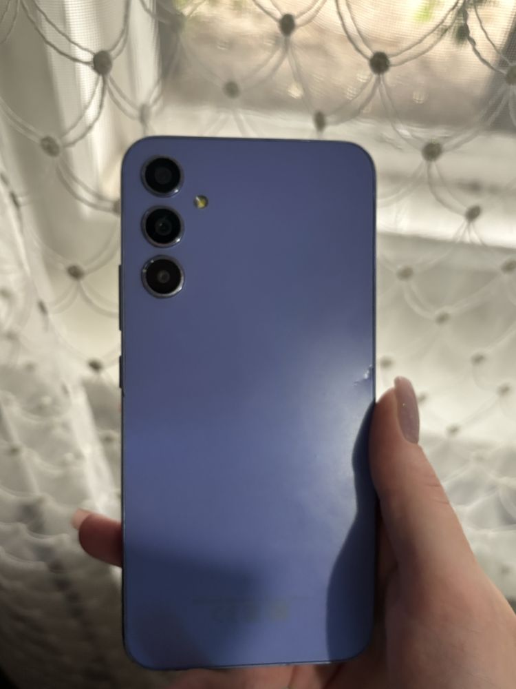 Продам телефон samsung