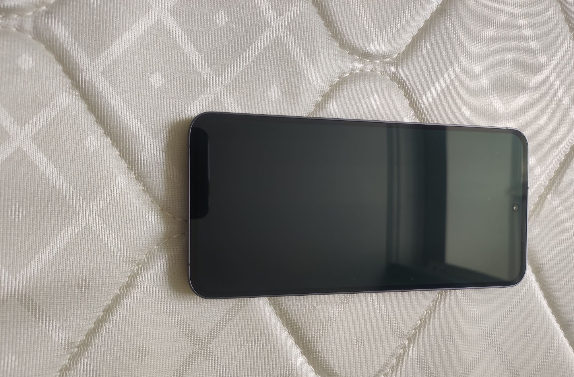 Samsung S24 FE черный
