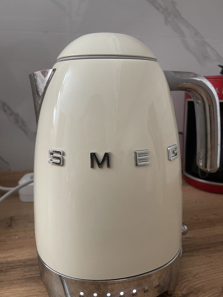 Продам чайник smeg
