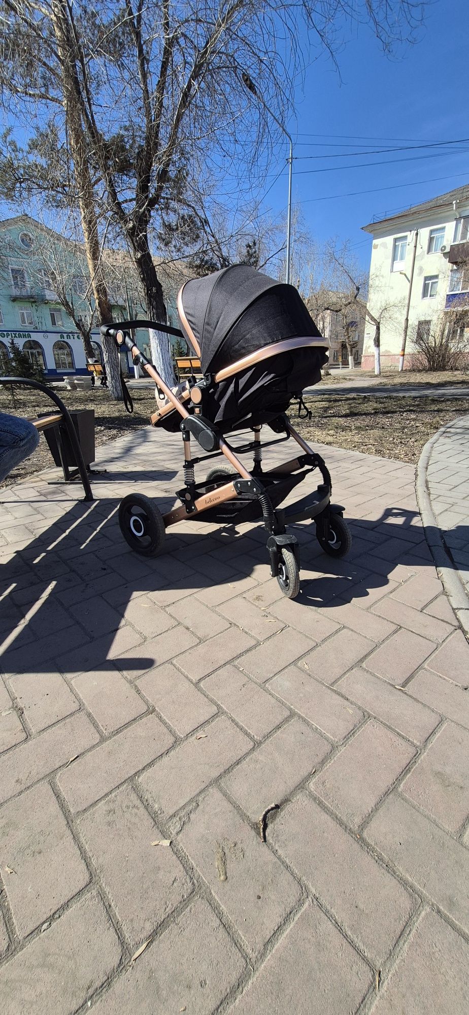 Продам Коляску 3в1 с Автокреслом
