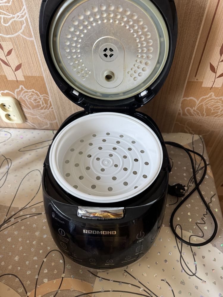 Продам мультиварку