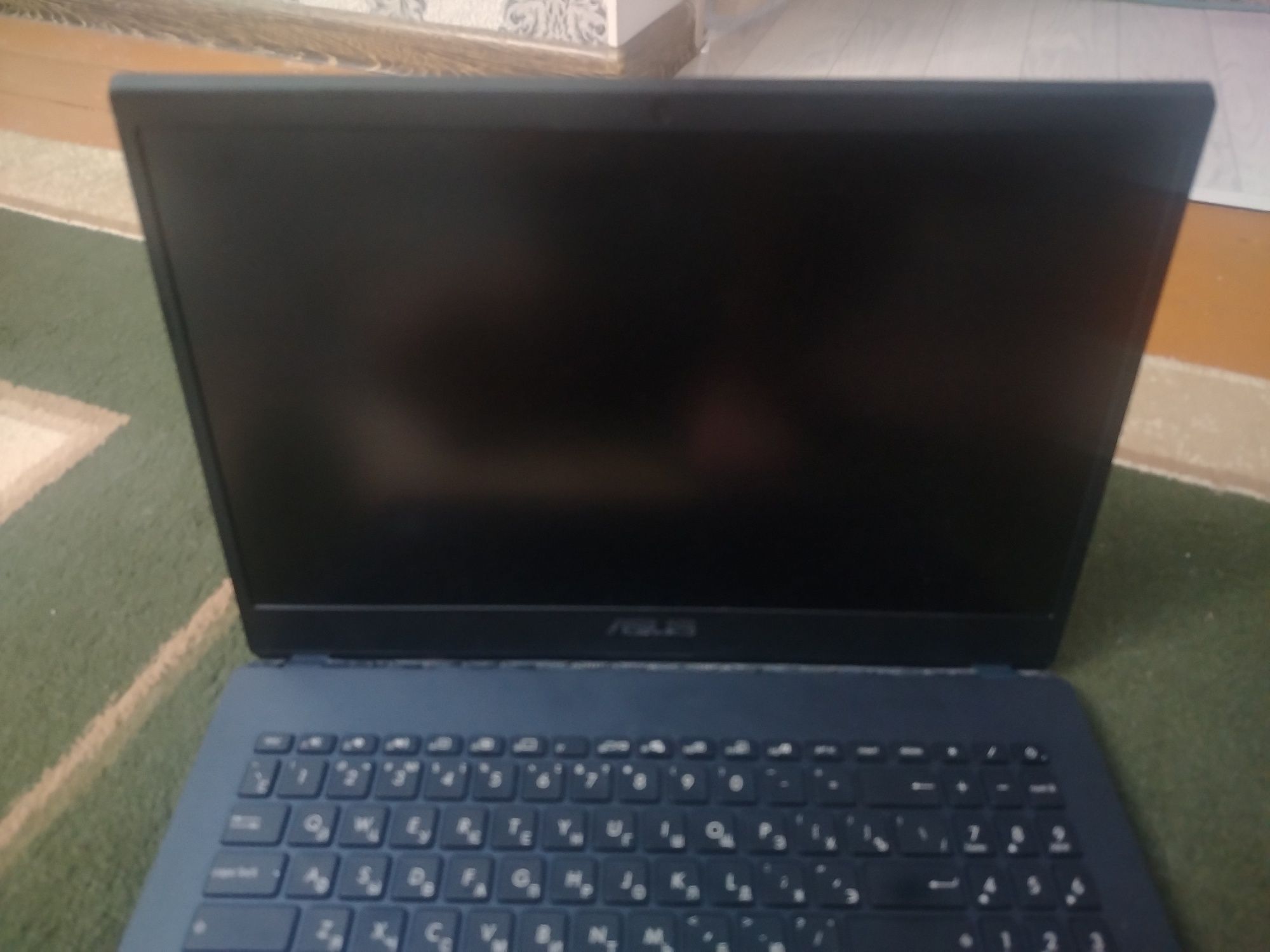 Продам ноутбук Asus F571GD