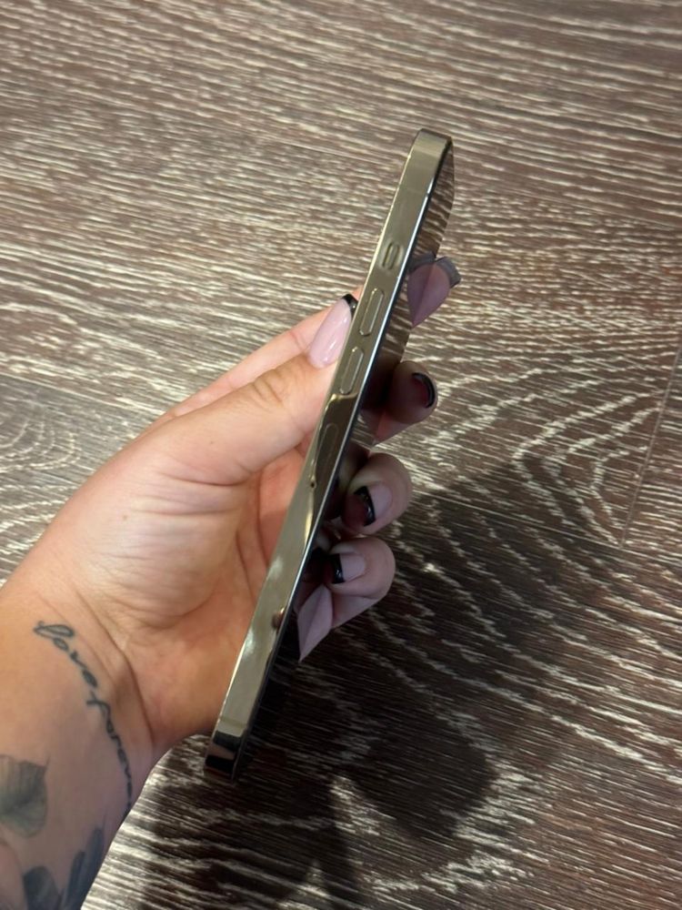 Продам срочно Iphone 13 pro max 128гб