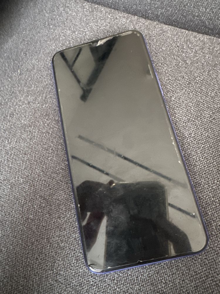 Vivo Y21 в идеальном состоянии