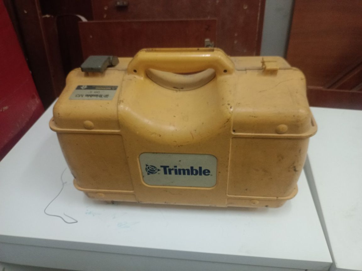 Trimble M3 DR5 (тахеометр)