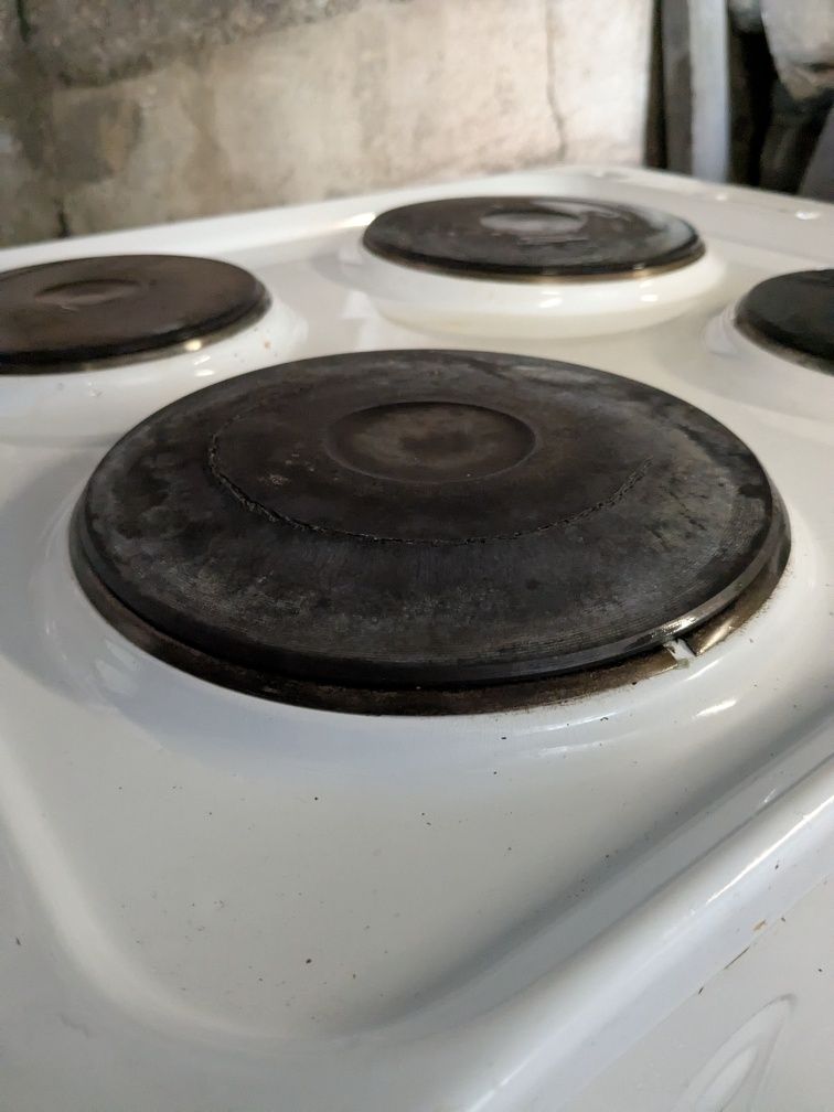 Электроплита INDESIT