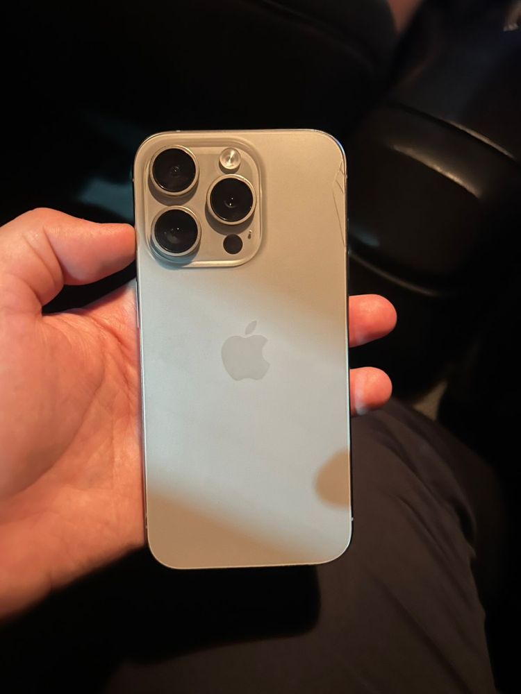 Iphone 15 pro 128 gb