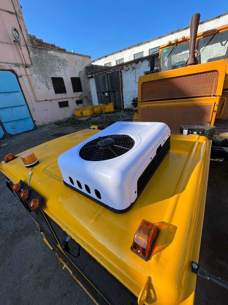 Кабина К-700 (оборотная) с кондиционером