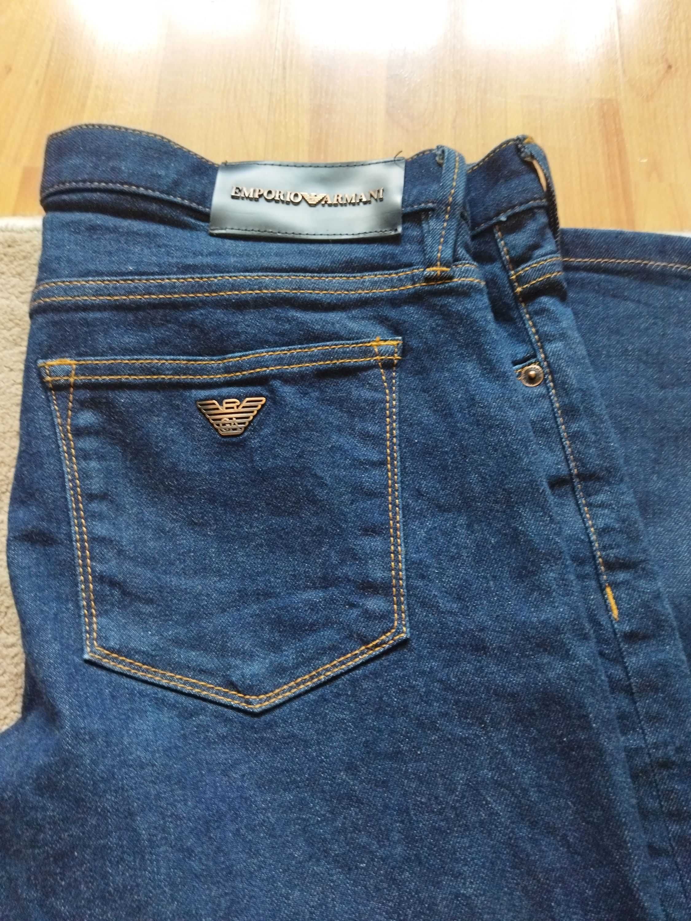 Джинсы мужские Emporio Armani (Италия),скинни,оригинал,новые,р-р 48