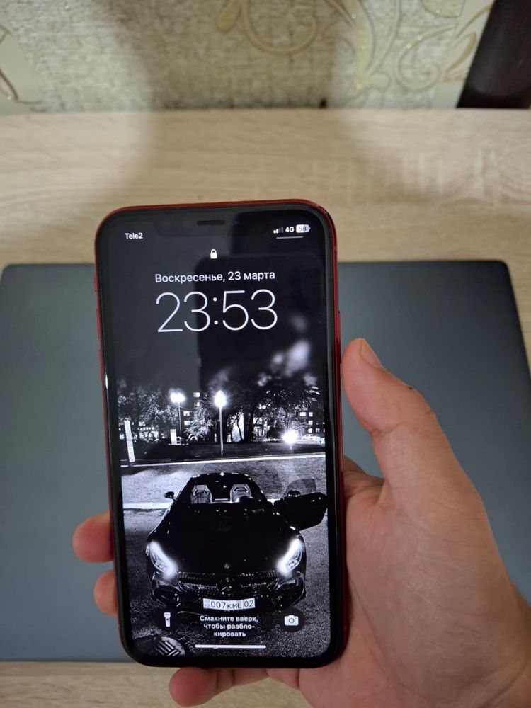 iPhone XR 128GB RED