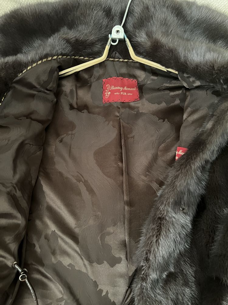 Продам норковую шубу