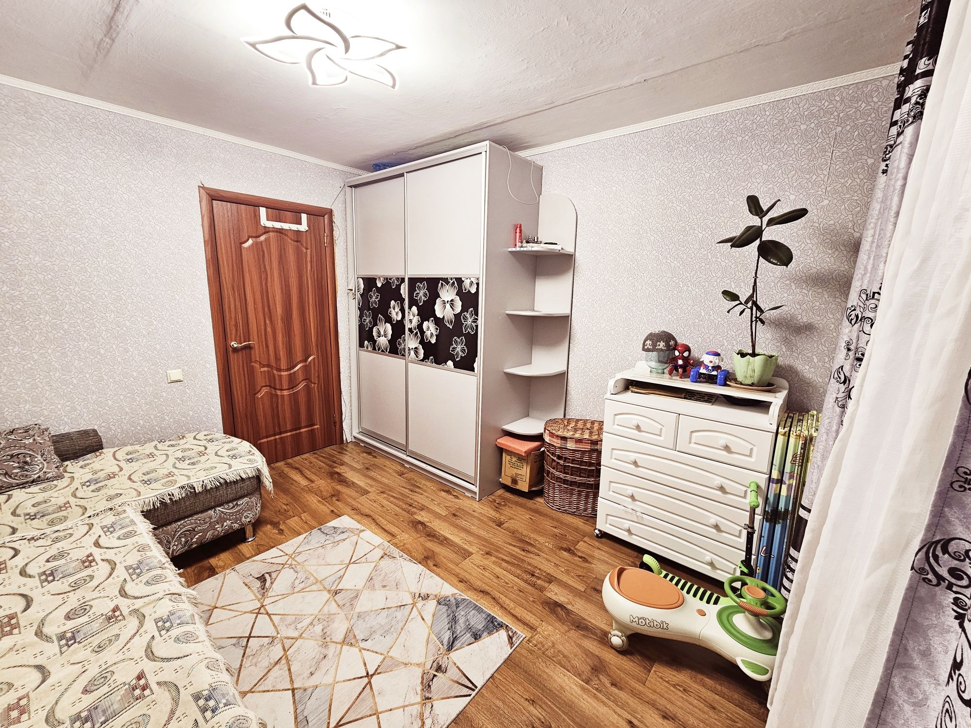 Продам 4-х комнатную кв. кск