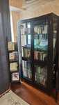 Продам шкаф книжный