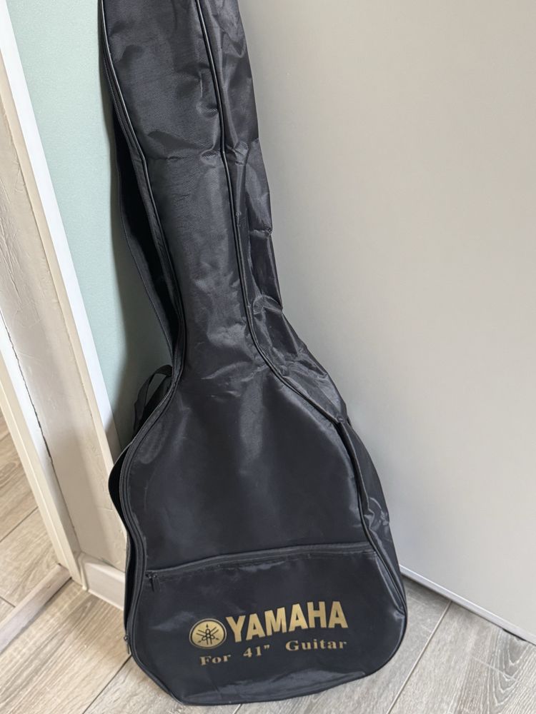 Гитара Yamaha C40