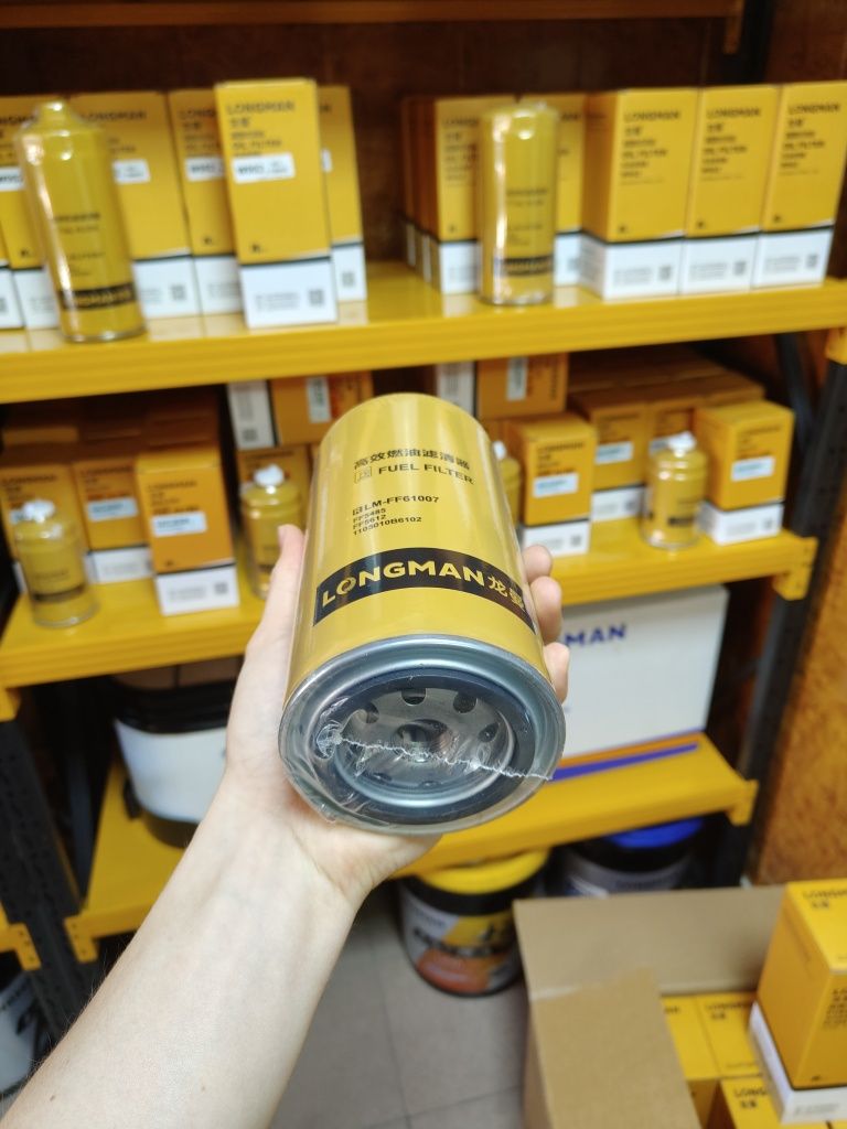 В продаже фильтра на SHAHMAN HOWO XCMG и др
