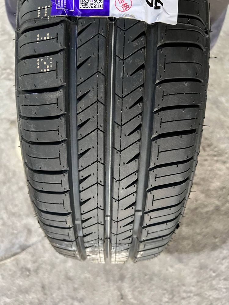 Новый шины со склада 185/65/15 185/60/15 195/65/15