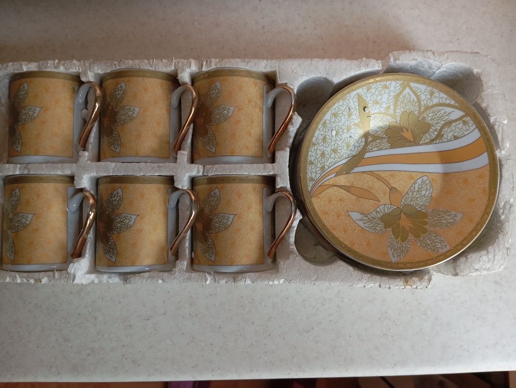 Продам кофейные сервизы