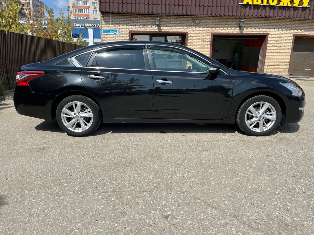 Продам машину Nissan tiana