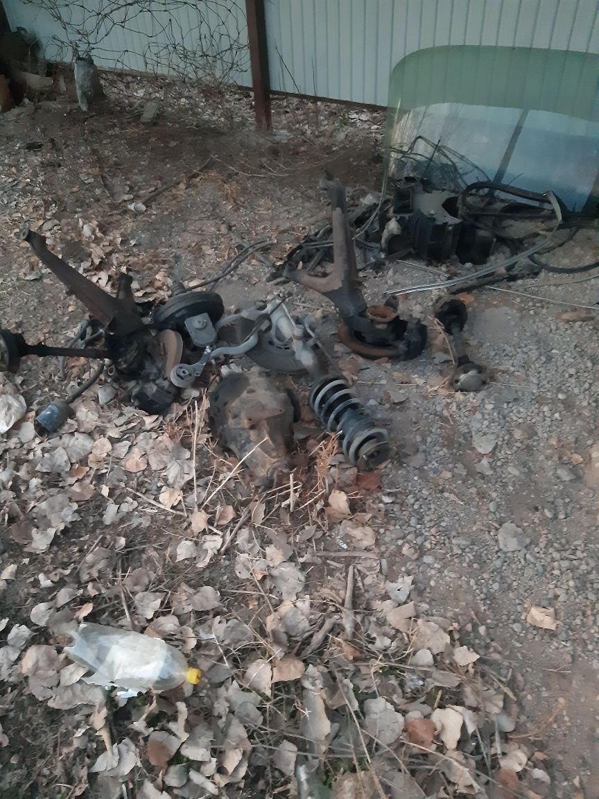 Продам запчасти бмв е28
