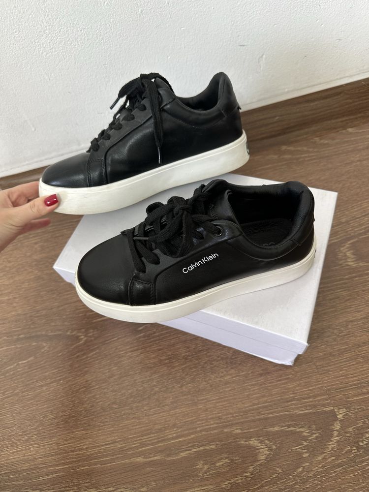 Кроссовки  calvin klein