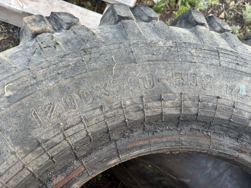 Продам шины грузовые 1200\500 508