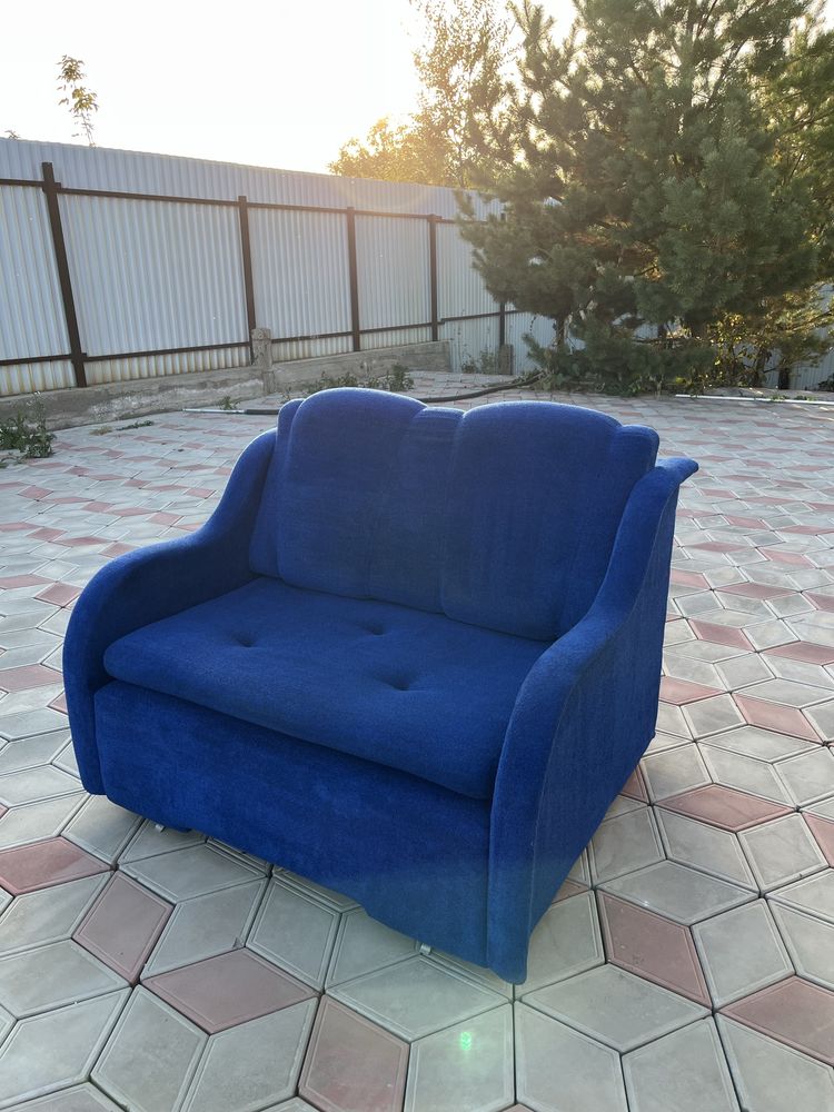 Продам раскладной диван