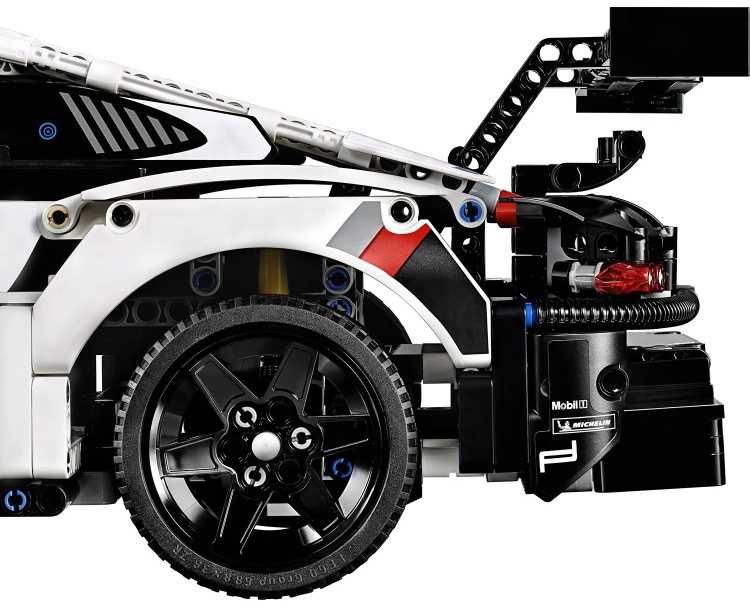 Оригинальный LEGO набор 42096 Porsche 911 RSR!