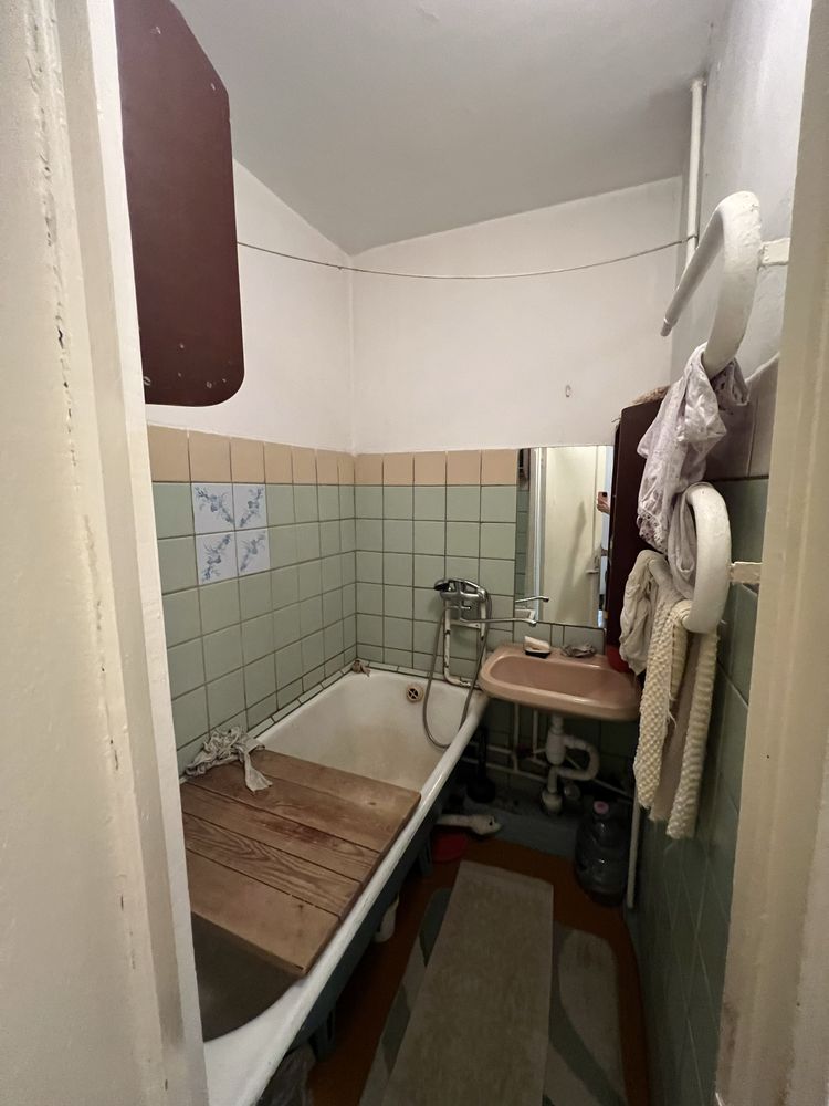 Продам квартиру назарбаева 22