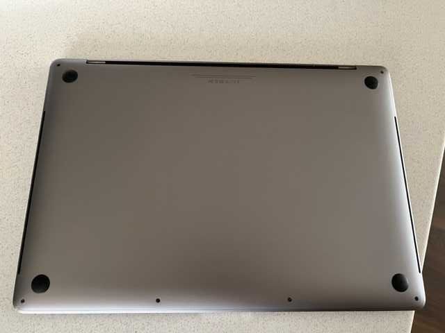 MacBook Pro 15 2017 / i7 2.9 16GB 512 SSD A1707