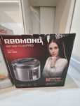 Мультиварка REDMOND RMC-M252 серебристый